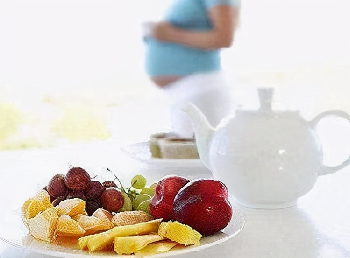 孕期缺铁缺钙怎么补最快最有效,孕期缺钙贫血对胎儿有啥影响