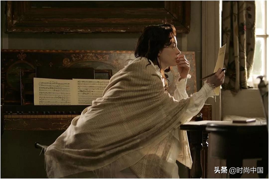 听说2020春季流行服饰的黑马是睡衣