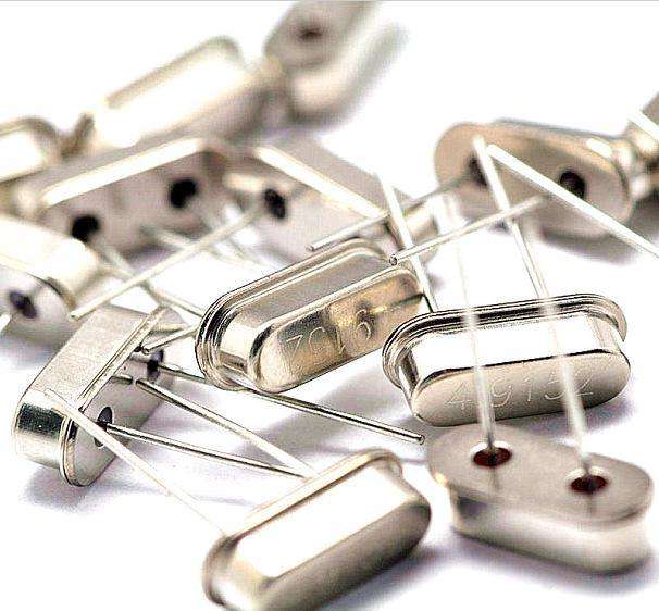 晶振工作原理动画模拟,50m晶振工作原理