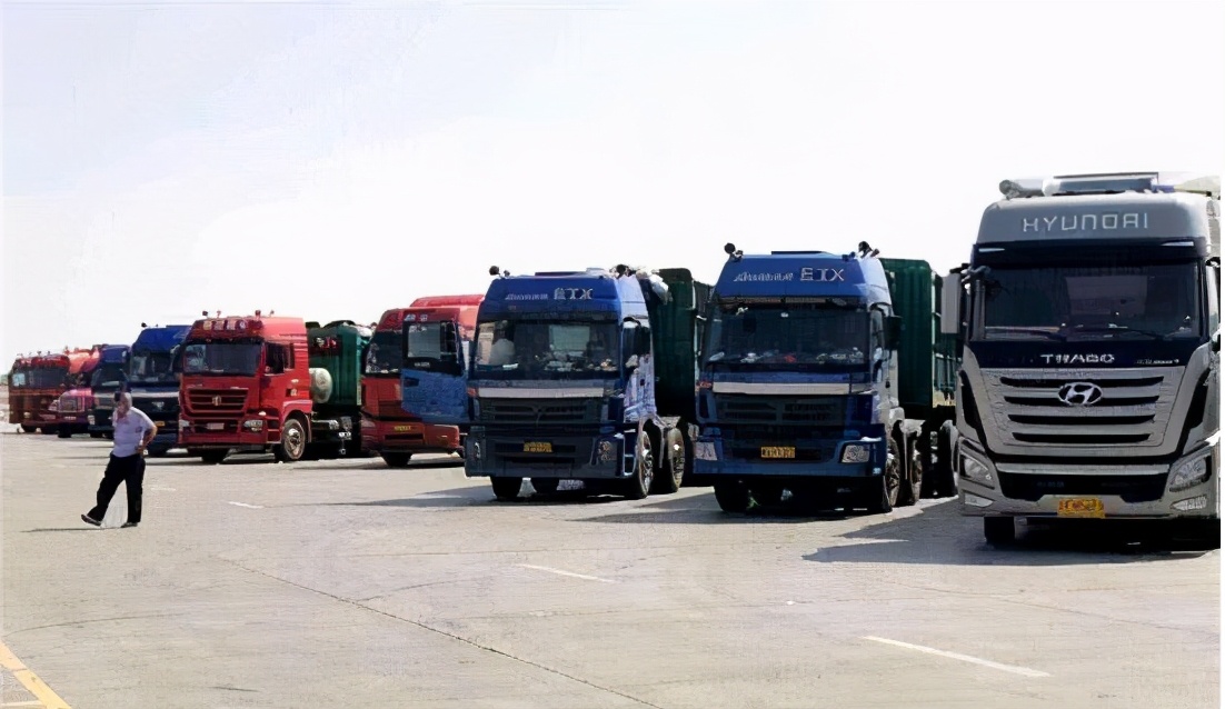 大货车女司机哪个技术好,不同驾龄的货车司机