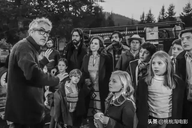 鍚庡ぉ鐢靛奖瑁呭,鍚庡ぉ鐢靛奖涓殑瑁呭