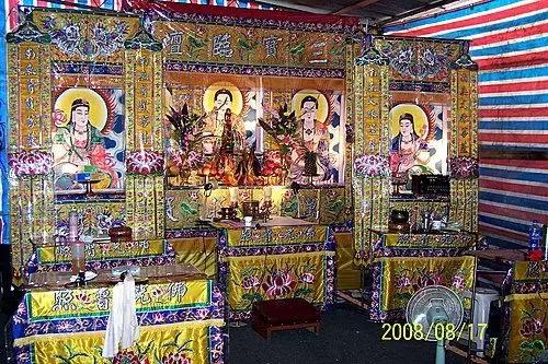 又是一年一度的中元节即将来临,中元节致我远去的亲人