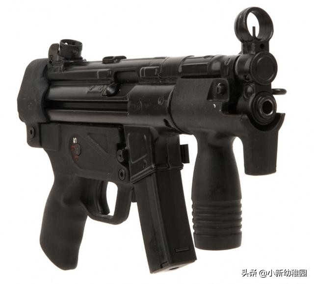 mp5冲锋枪能打死大型动物吗,反恐利器mp5弹鼓式冲锋枪
