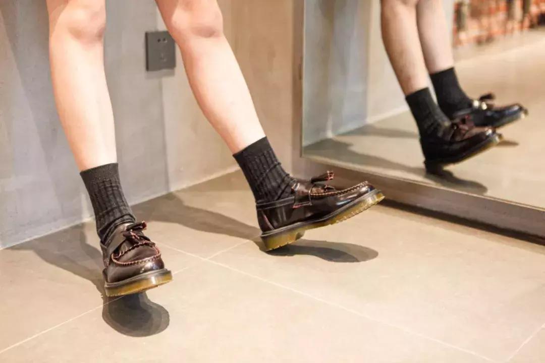 广州drmartens实体店,drmartens专卖店撤了吗