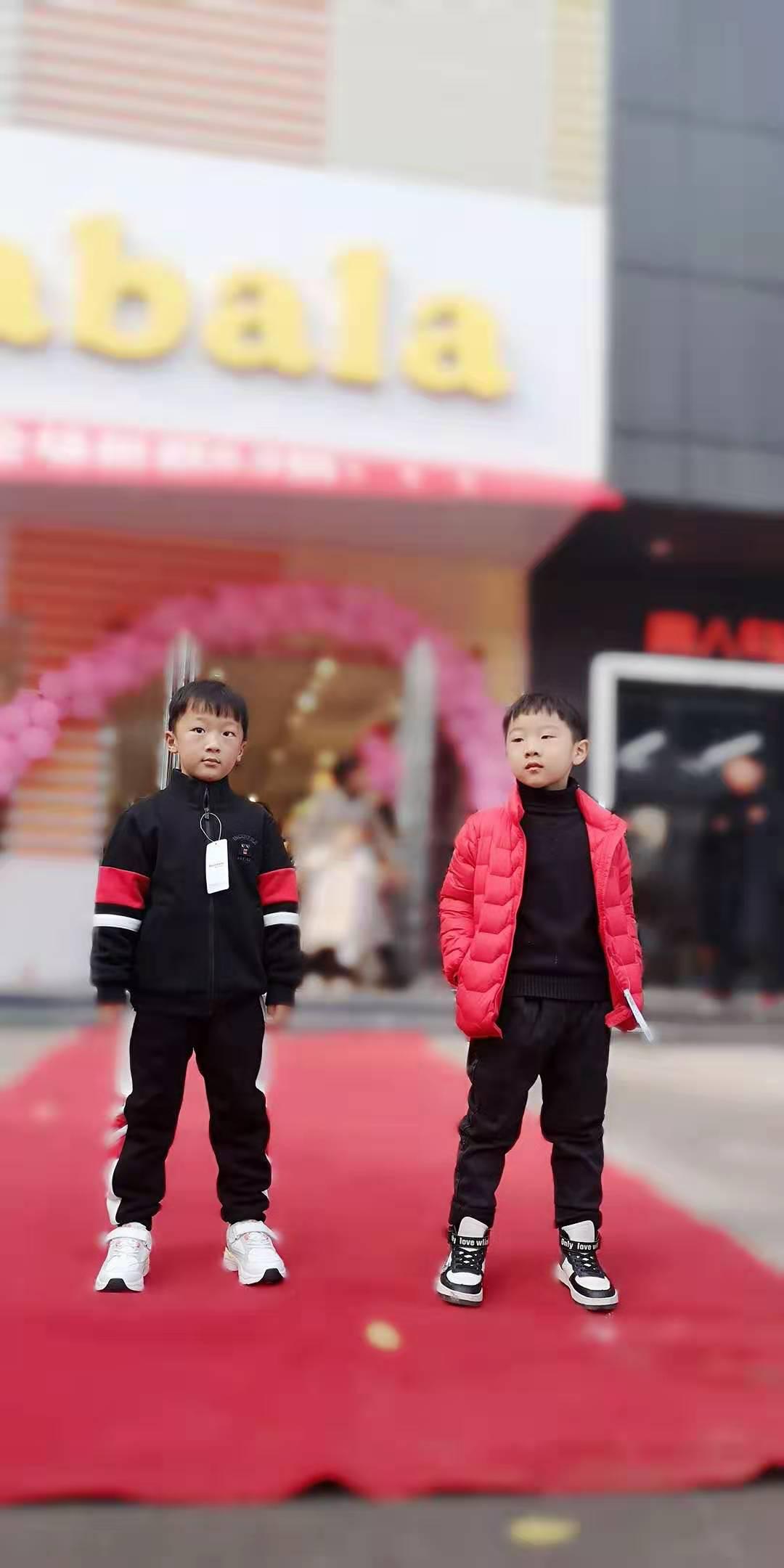 T秀星学院睢县校区让这个冬天时尚温暖