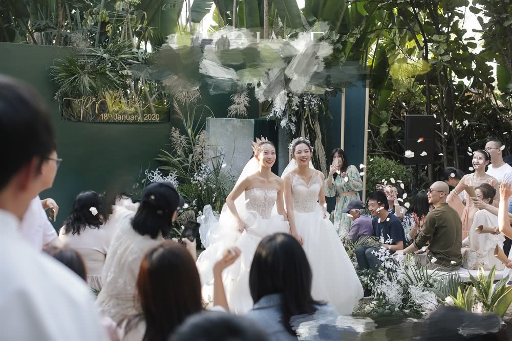 杨丽萍张国荣,张国荣和杨丽萍的徒弟