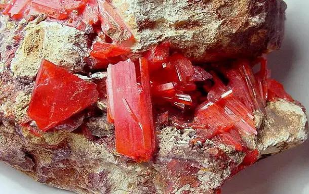 黄金矿石的鉴别方法,100种漂亮矿石