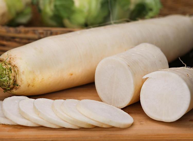 厨房油烟油垢怎么清理,厨房油垢味太重怎么办