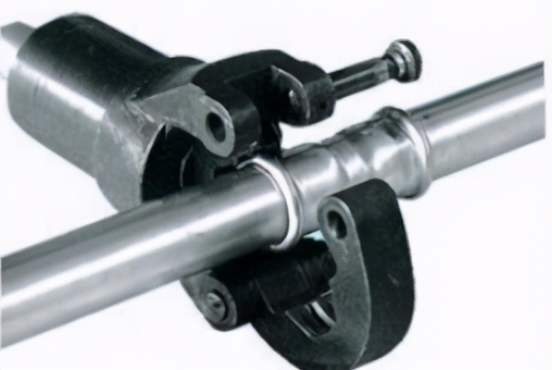 蹲便与下水管道连接方法,建筑管道常用的连接方法题目