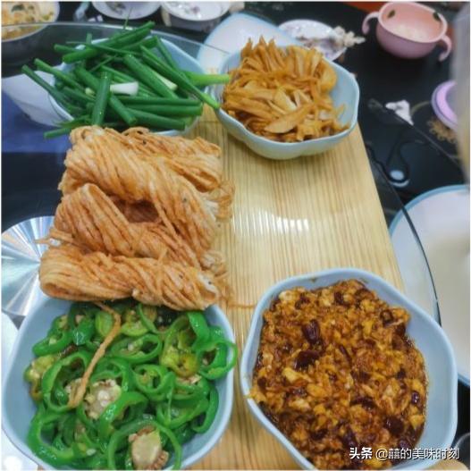 建议全国普及甘肃临夏手抓羊肉,除了麻辣烫临夏的手抓羊肉绝了