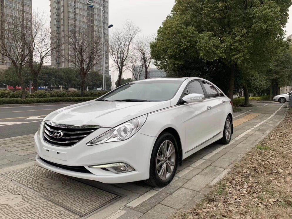 二手现代索纳塔哪款最值得买,索纳塔8二手2013款自动豪华