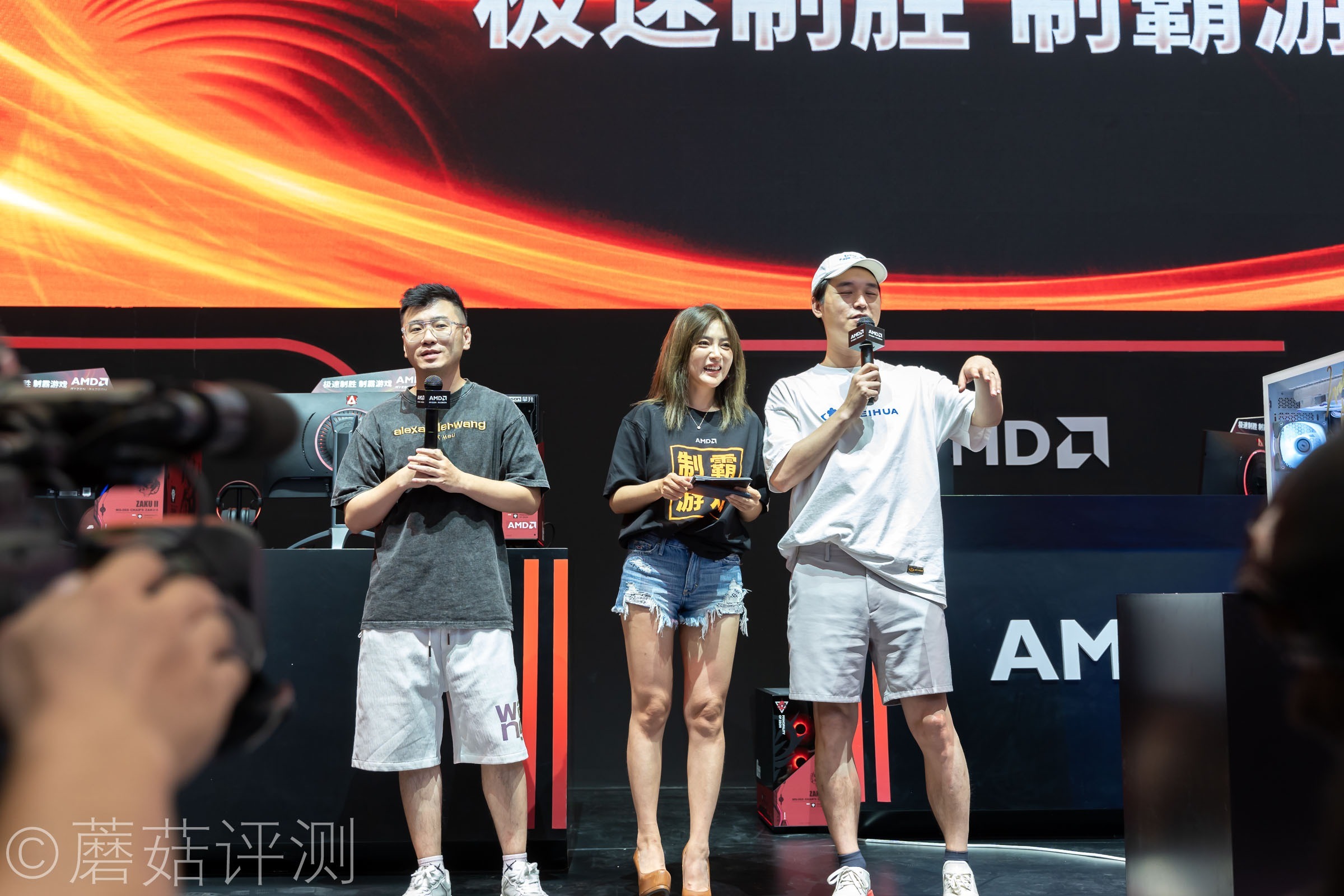 又有啥好玩的？蘑菇带你逛ChinaJoy2021，硬件、车和漂亮的小姐姐