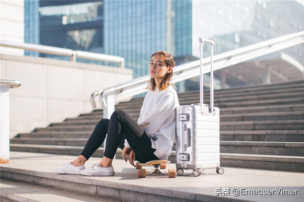 小米旅行箱和小米旅行箱区别,小米旅行箱和地平线8号哪个好