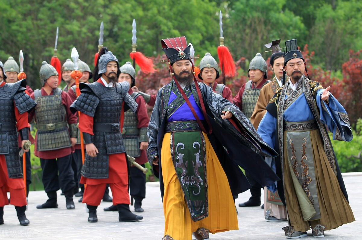 洛神赋中的洛神是指谁,洛神赋中的洛神是指谁的妻子