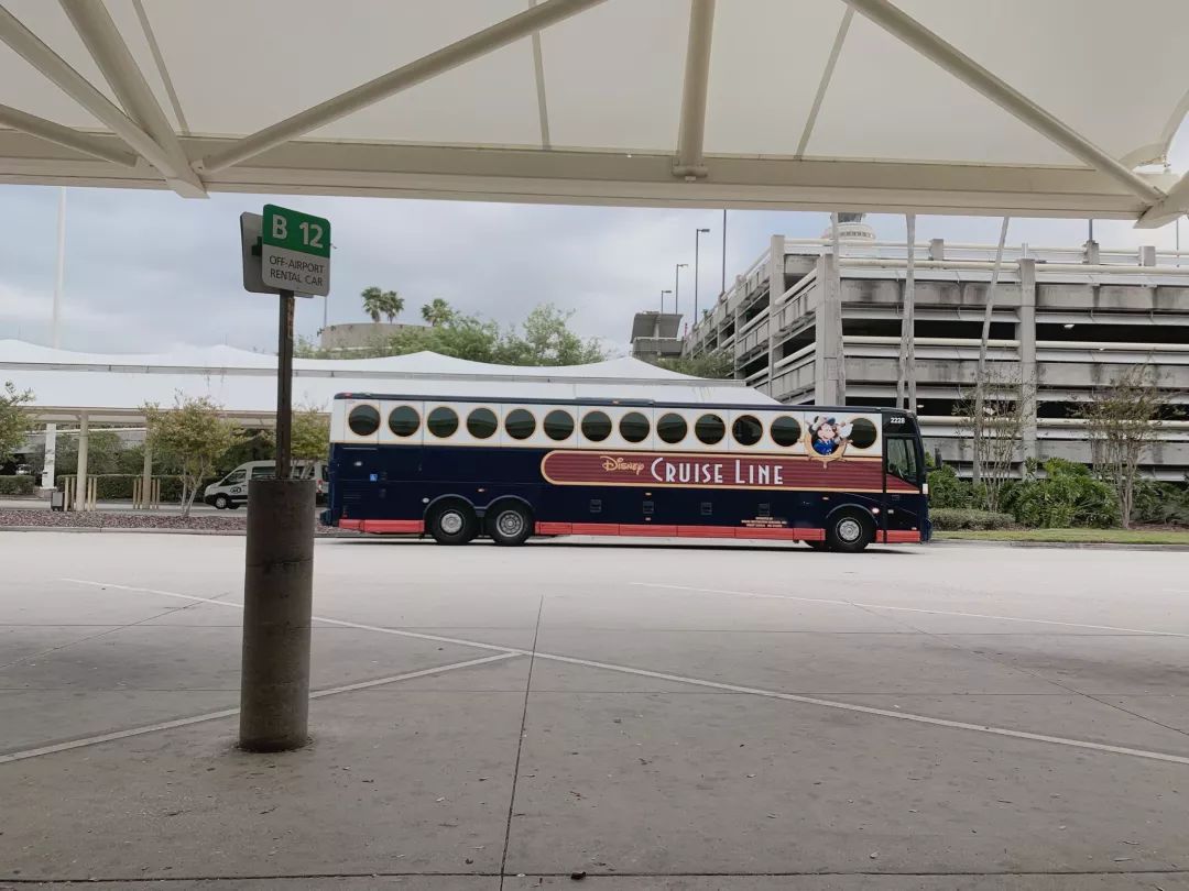 迪士尼必打卡的十个地方,打卡迪士尼纯玩三日