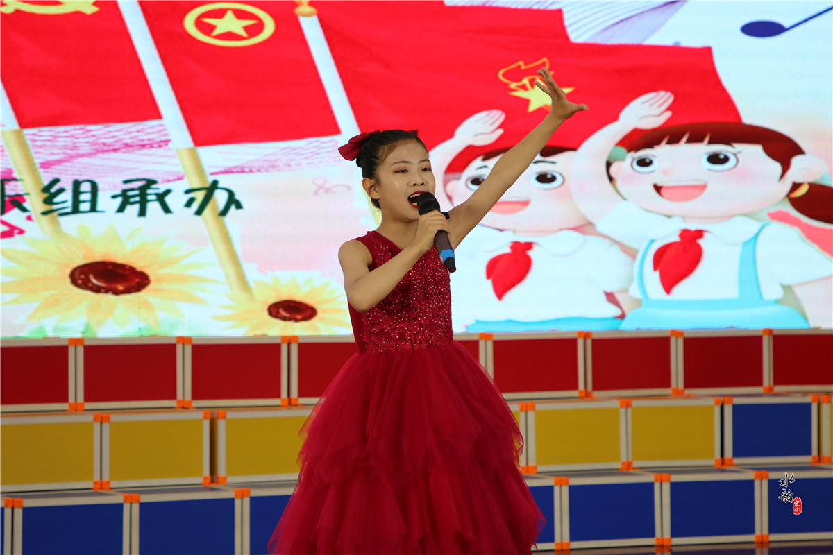 实验小学艺术节表演,宜都实验小学歌唱比赛