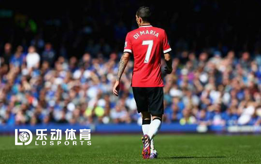 乐动体育足球比分,天下足球十大经典排名及分析