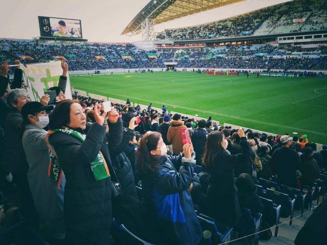 日本高中足球锦标赛开幕101届,日本高中生甲子园棒球比赛开幕式