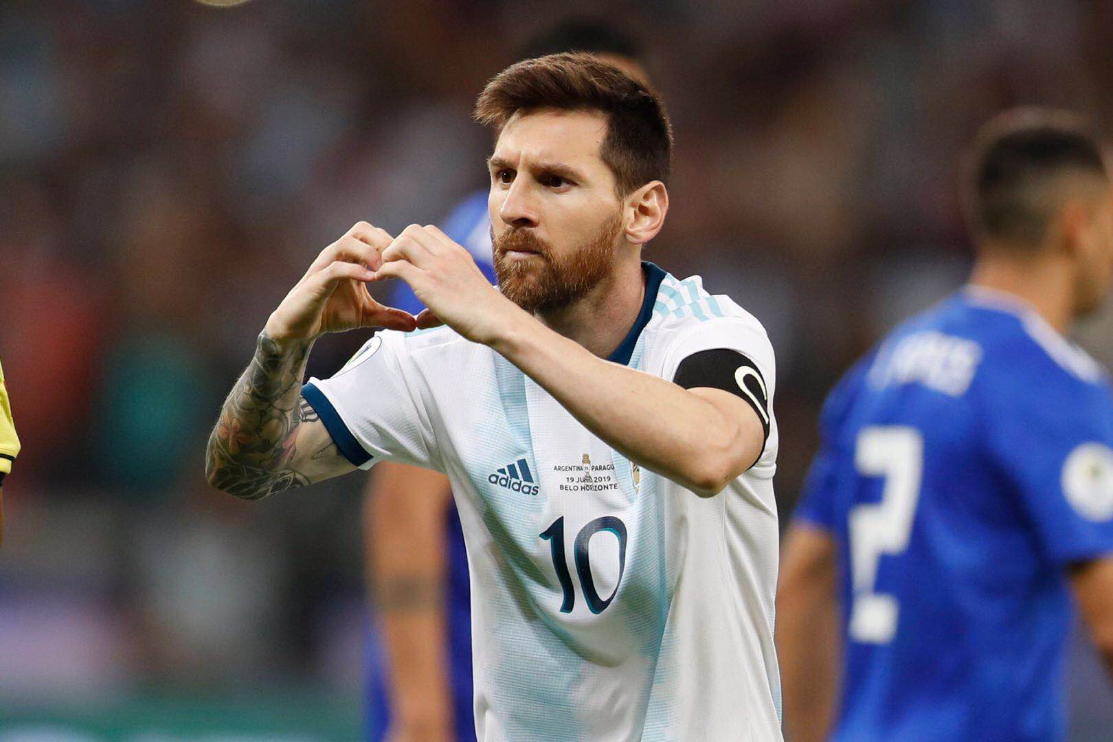 内马尔aj战靴,内马尔aj足球鞋