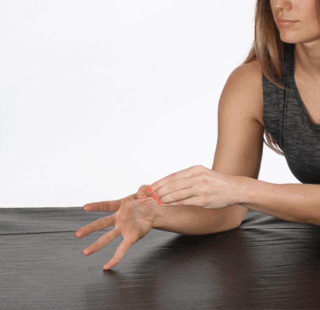 玩手机拇指腱鞘炎能好吗,玩手机腱鞘炎中指