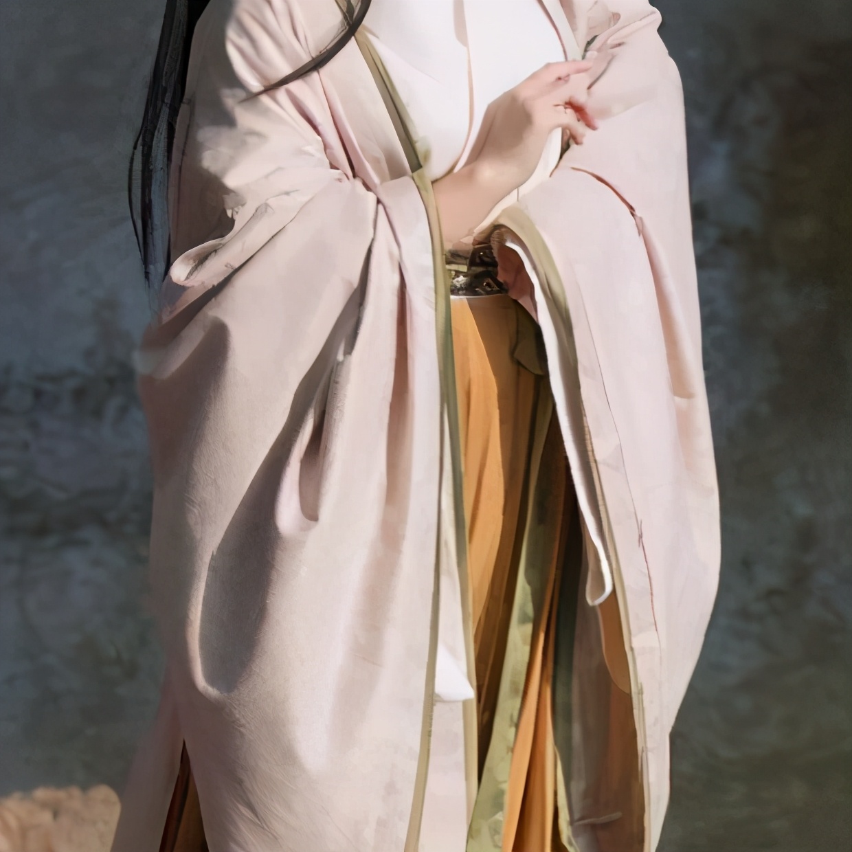 一年四季都适合穿什么样的汉服,春夏秋冬各适合穿什么样的汉服