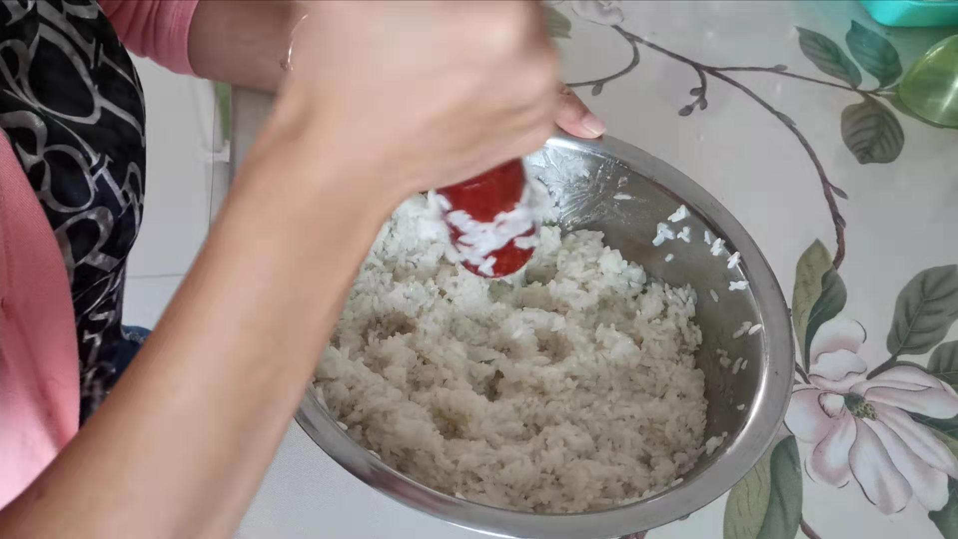 爱吃米糕一定要收藏学会这种做法,爱吃糯米糍粑的一定要收藏