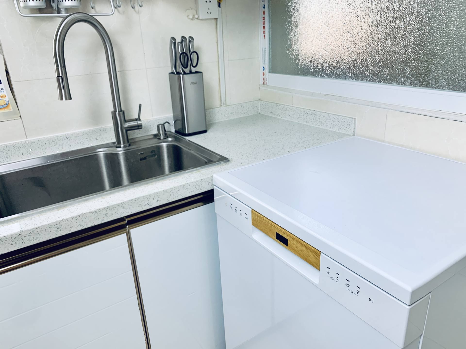 洗碗机选购攻略物美价廉,洗碗机怎么选购技巧和方法