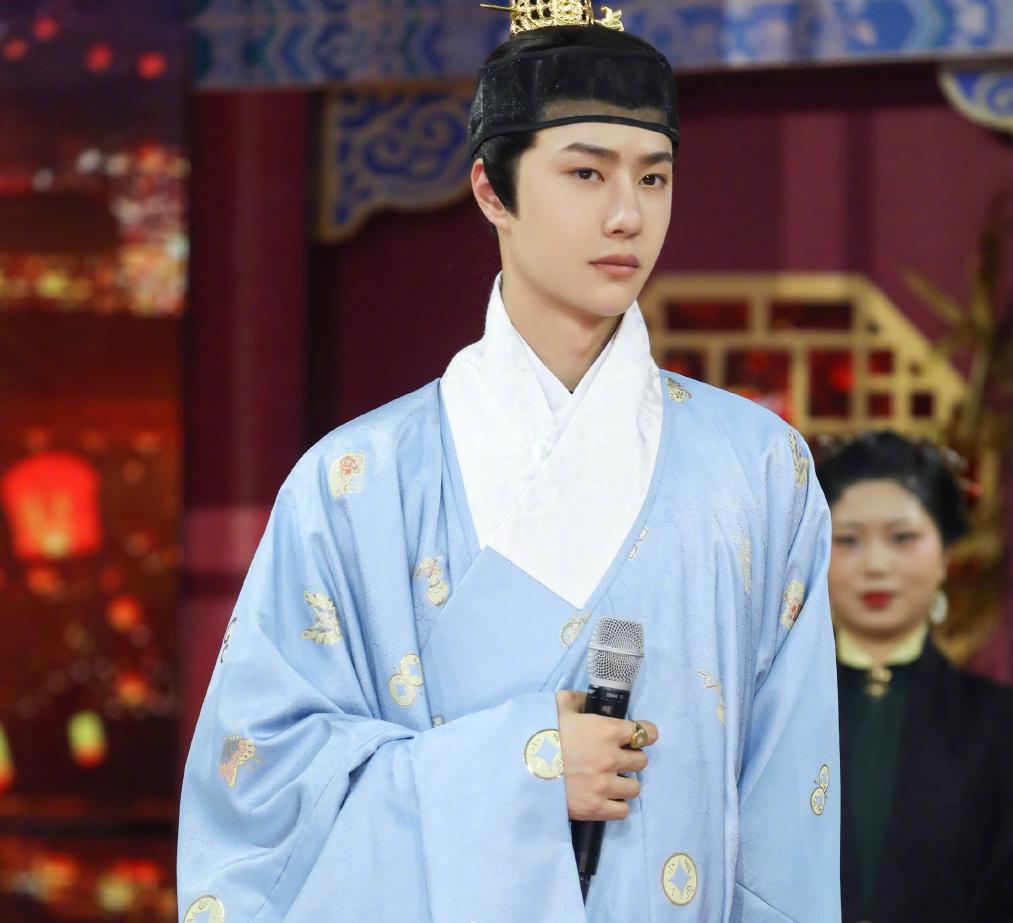 天天向上王一博的汉服,天天向上王一博穿的唐装