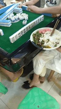 把中间的门店租下来取什么名字好,租下门面不知道取什么名字