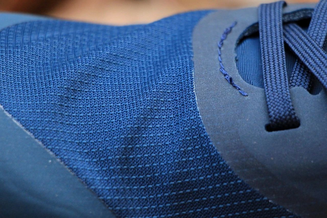 透气耐磨，带你纵横山巅：始祖鸟越野鞋评测