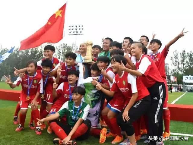 铿锵玫瑰坚强的活着,铿锵玫瑰努力拼搏