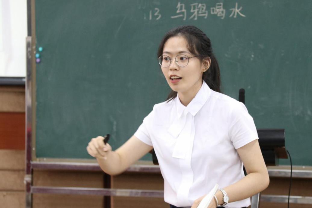 女生读技校学什么专业好比较吃香,10年后女生依然很吃香的专业