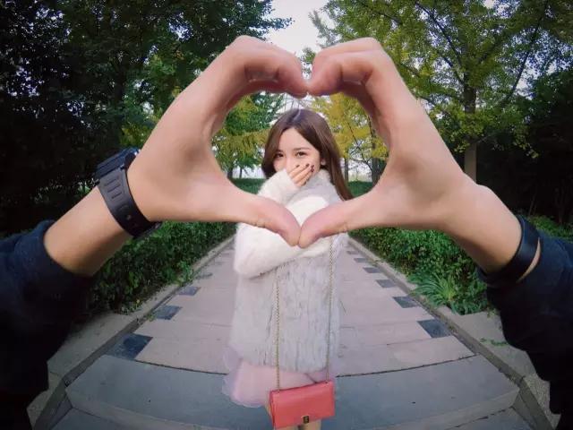 GoProGirl#3.8节日快乐，记得来魔法社看直播喔！