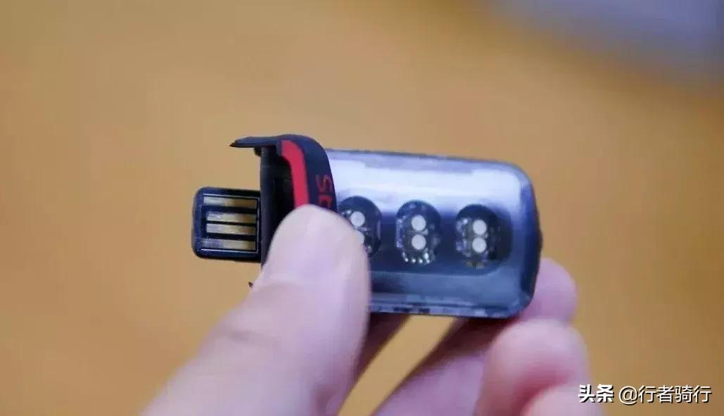 骑行尾灯选哪种好,口碑最好的骑行尾灯推荐