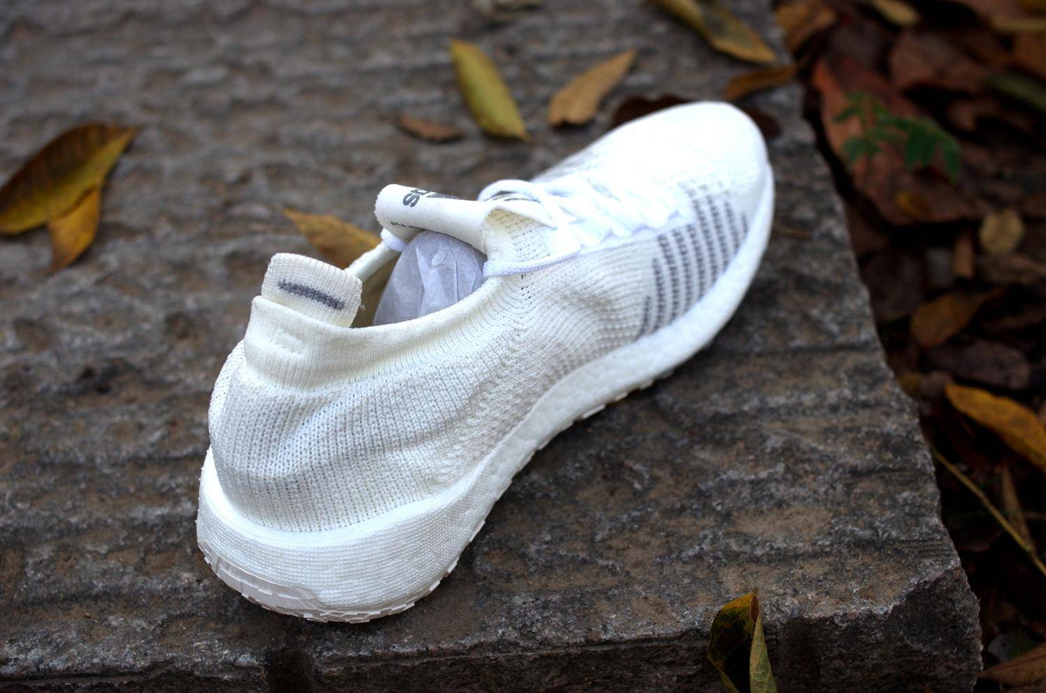 阿迪达斯boost哪款比较好,阿迪达斯boost系列基础款