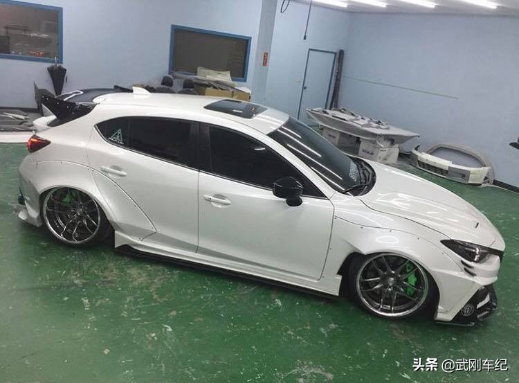 昂克赛拉3两厢版2.5宽体,昂克赛拉3三厢改装案例