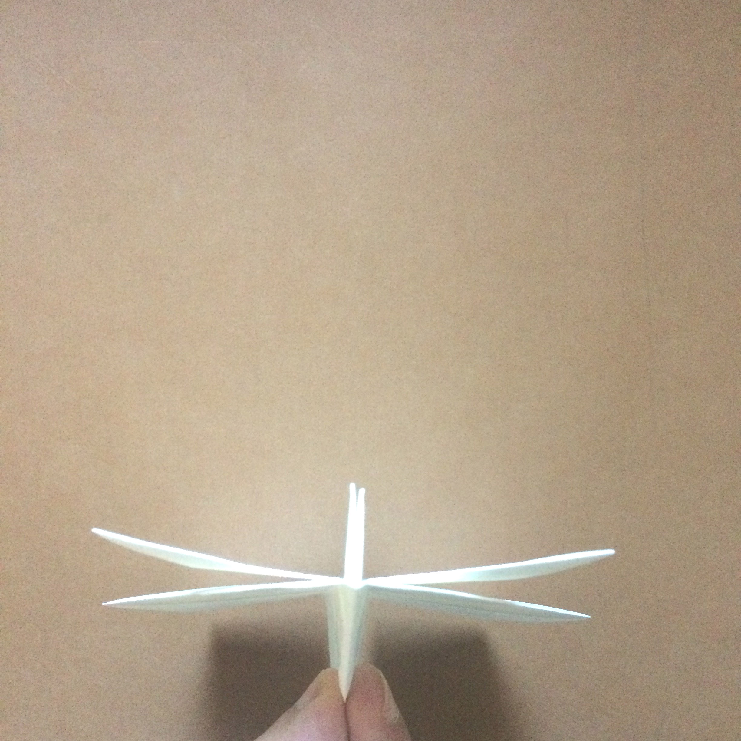 100款纸飞机的折纸教程视频,折纸飞机会扇动翅膀的慢教程简单