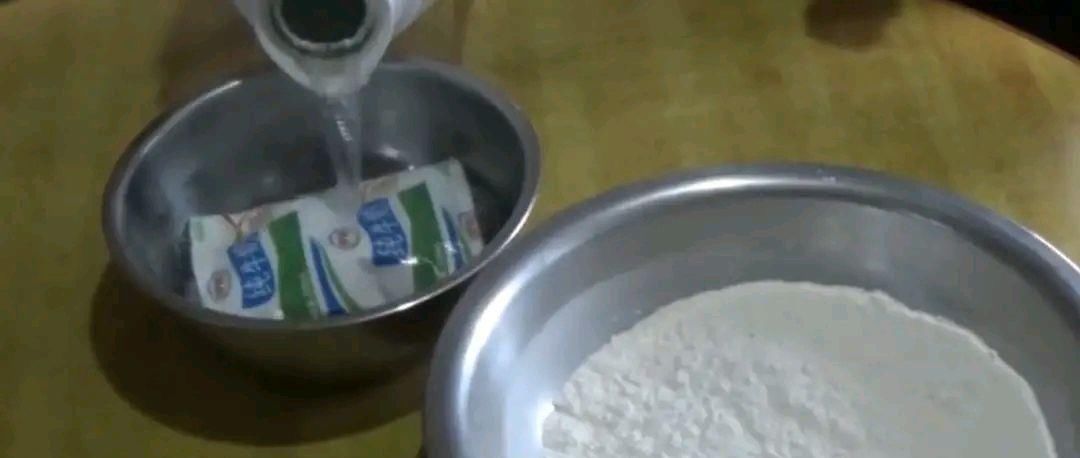 快速家庭炸油条的做法和配方,自己在家炸油条的做法和配方