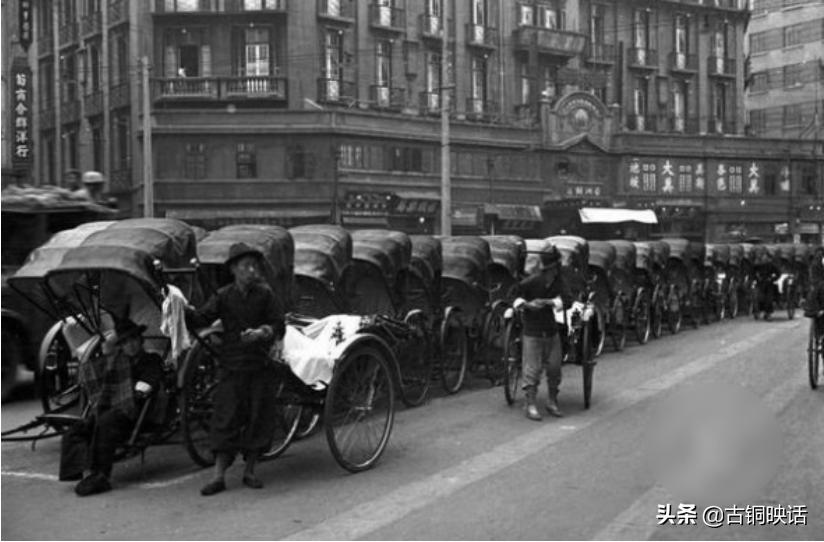 没想到,当年纺织女工也常“打的”上班,兼聊上海“的士”史