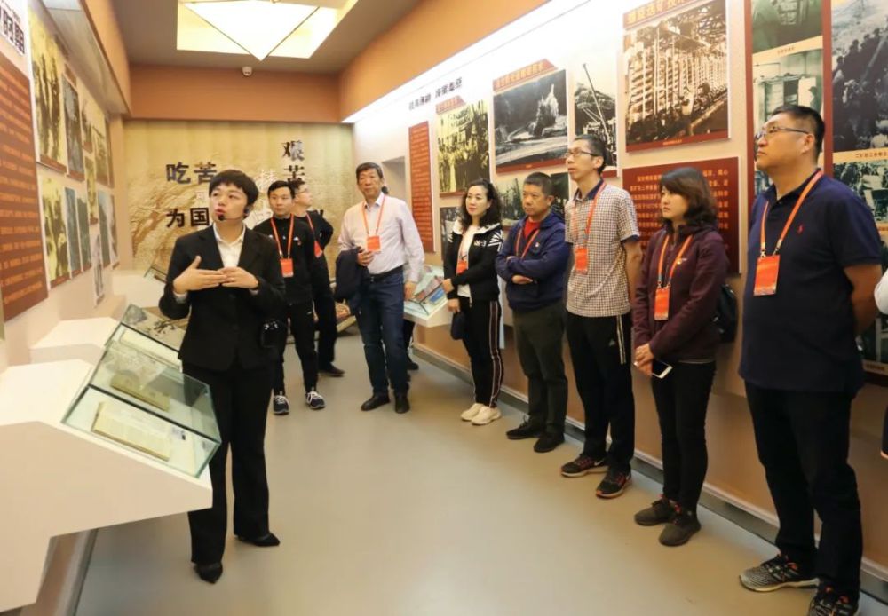 曾是为国还债的“功勋矿区”,因资源枯竭失落数十年……唱遍全网的可可托海,究竟有哪些传奇故事?