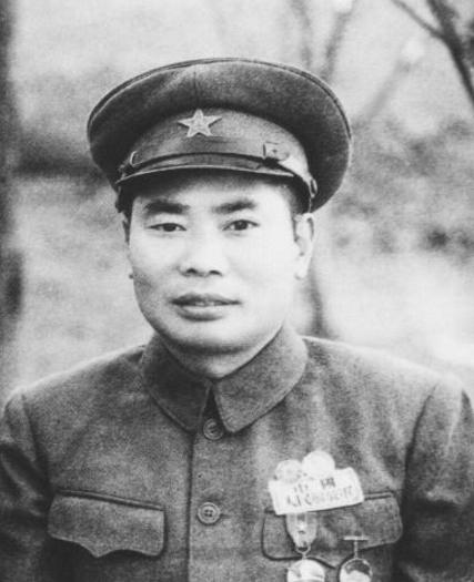 解放军三陈三杨,历史上中国军队的三杨三陈是谁