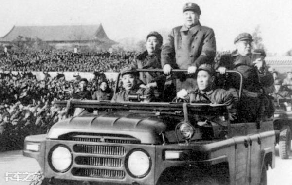 北京bj212吉普车是5座吗,老司机考驾照容易过吗