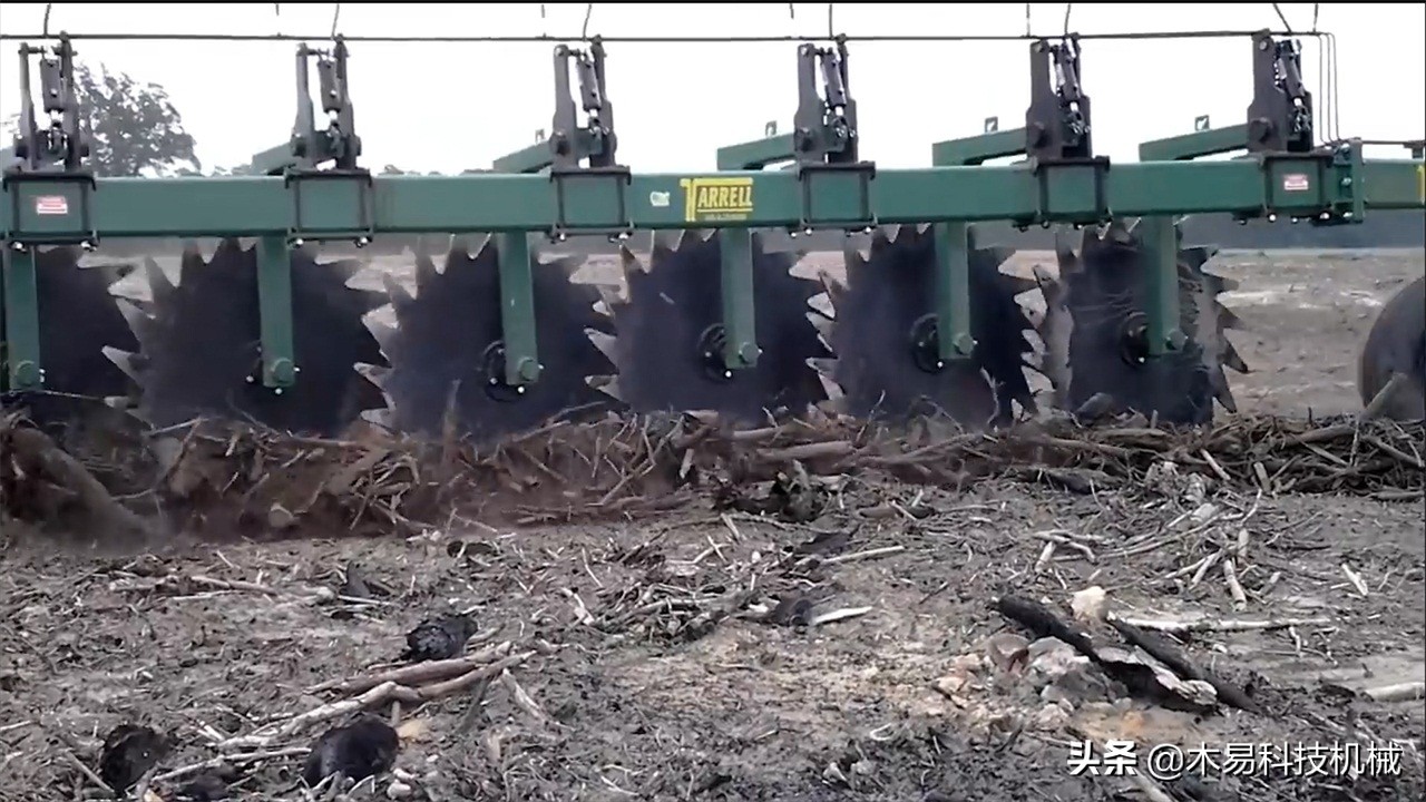 发明树桩拉拔机视频,德国最牛逼的树桩拉拔机