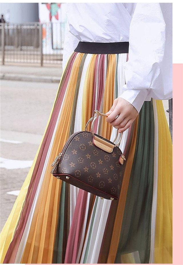 买时尚款的包包吗,买包包不过时