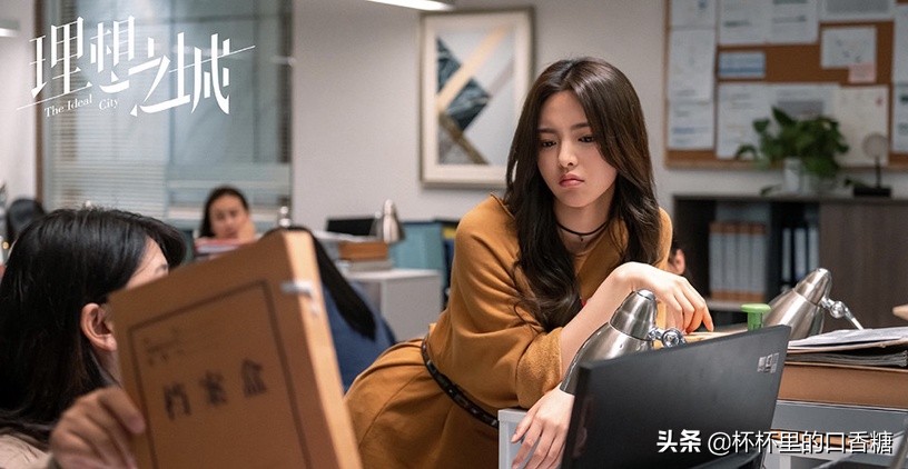 网评演技好的95后小花TOP10！周也十、杨超越九，赵露思赢虞书欣