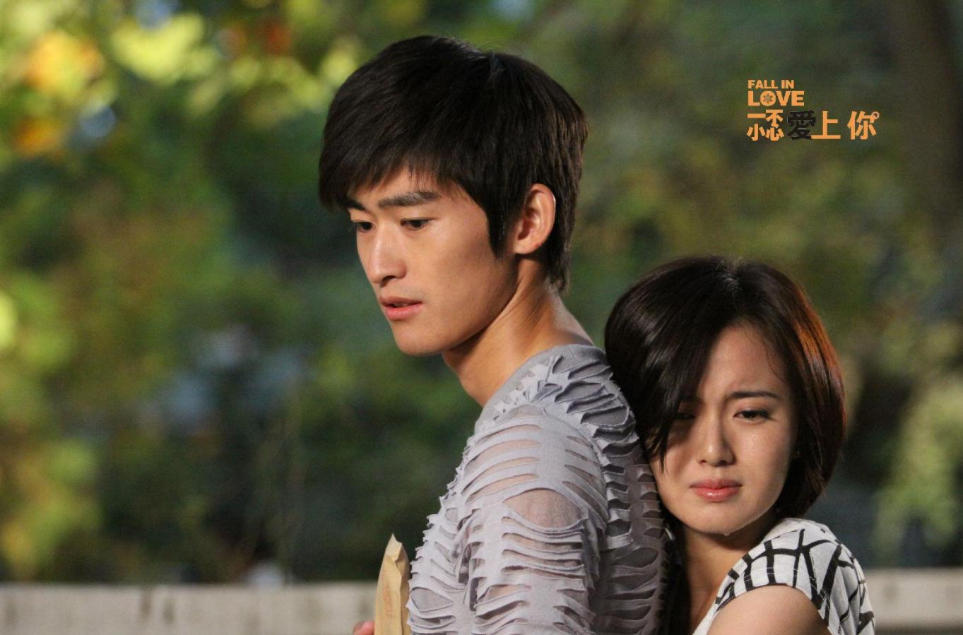 放着好好的富家千金、名媛不做，非往小三圈子里挤，太可惜