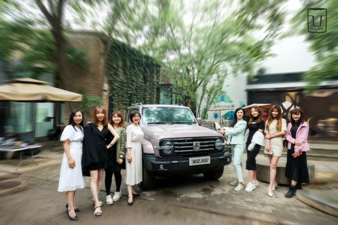 新时代女性不被定义作文,都市新时代女性啥意思