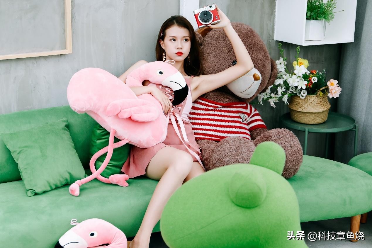 富士instaxmini90属于什么相机,富士instaxmini90值不值得入手