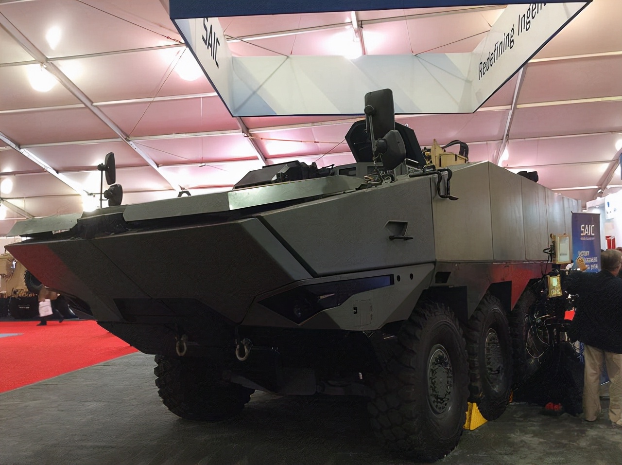 摩天大楼钢铁怪兽,摩天大厦狂暴巨兽视频