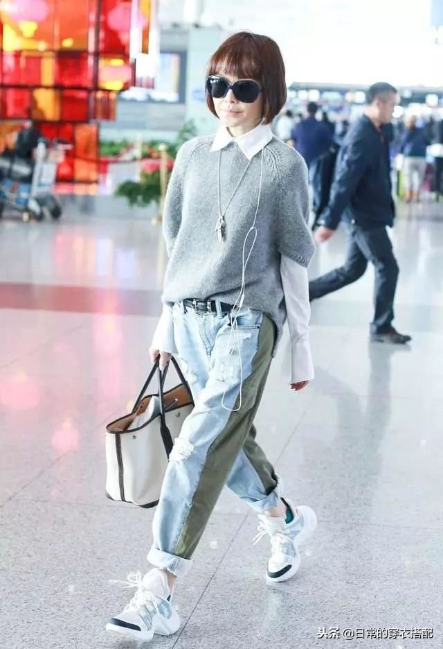 来看机场女王杨幂穿搭,杨幂穿搭机场秀